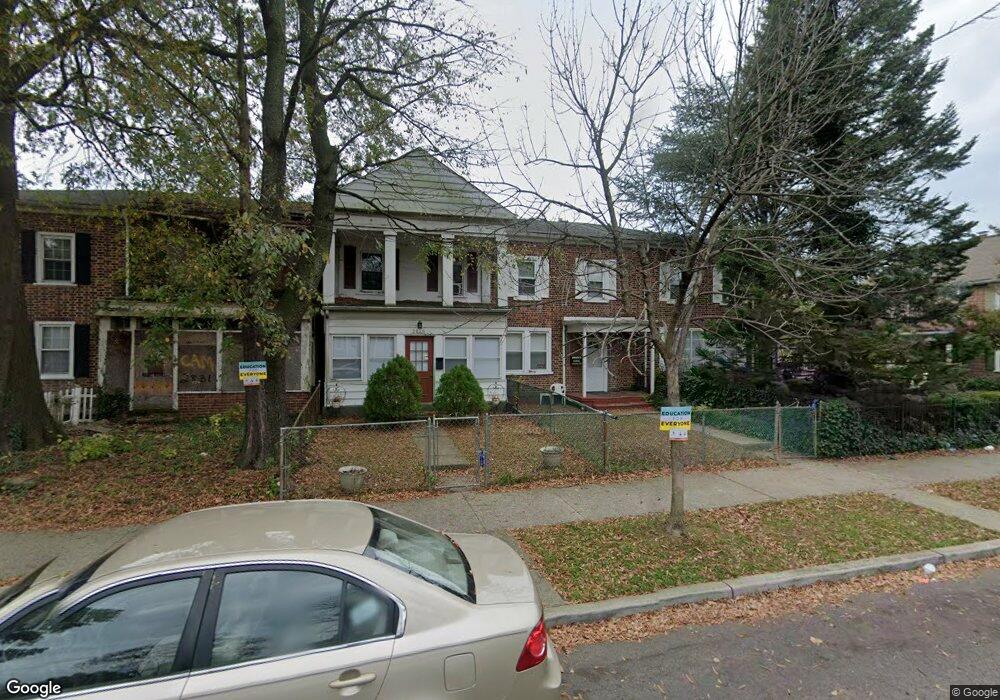 2827 Yorkship Rd, Camden, NJ 08104 - photo 1
