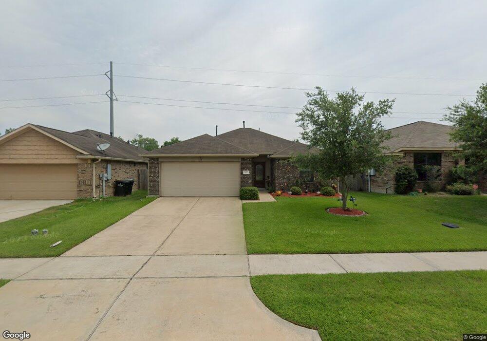 407 De Coster Blvd, Alvin, TX 77511 - photo 1
