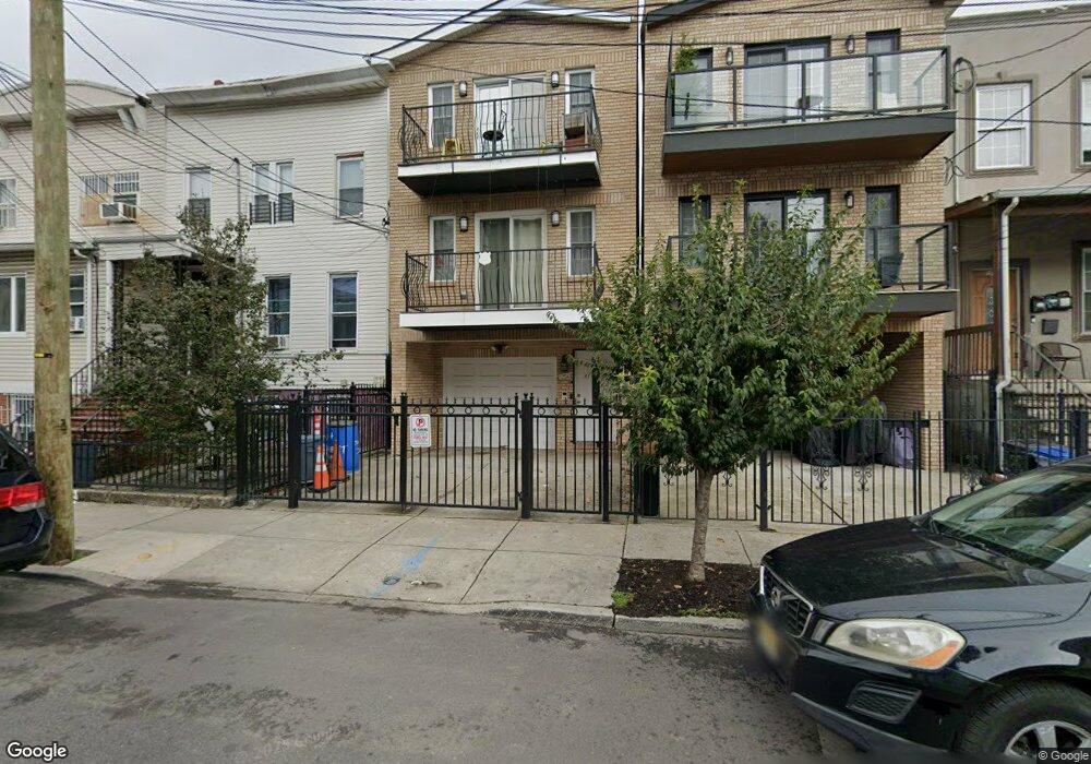 54 Jewett Ave, Jersey City, NJ 07304 - photo 1