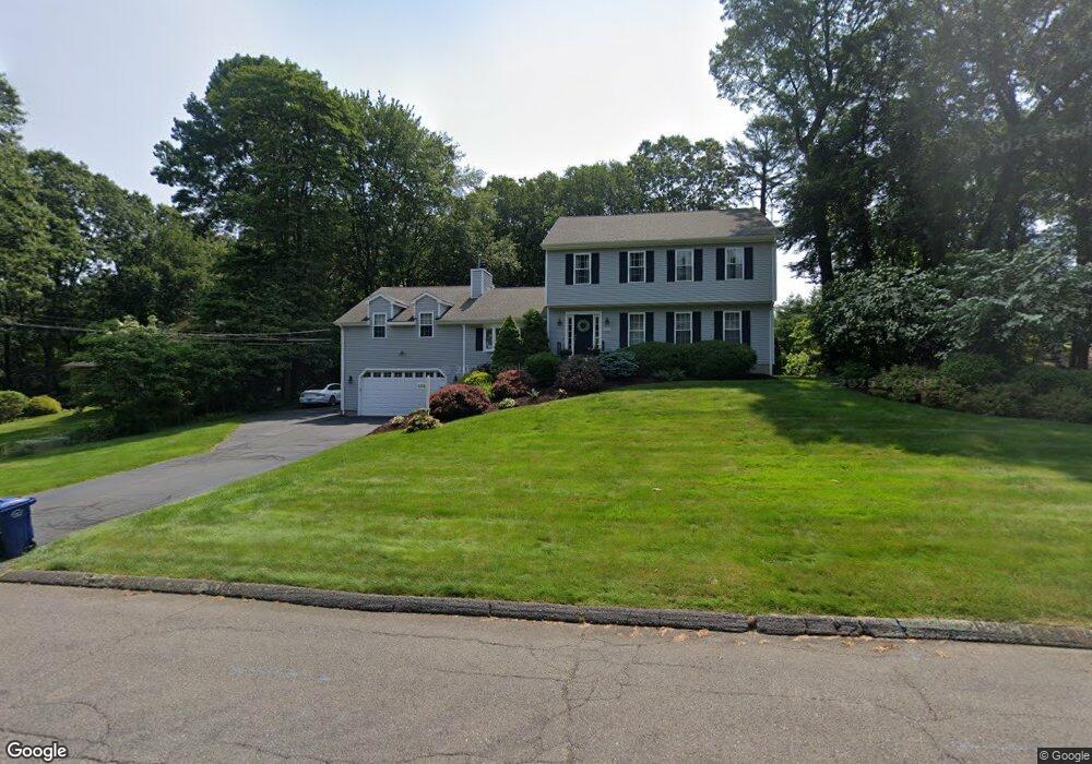 605 Broadview Rd, Orange, CT 06477 - photo 1