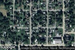 205 W Sibley St, Fairfield, IL 62837