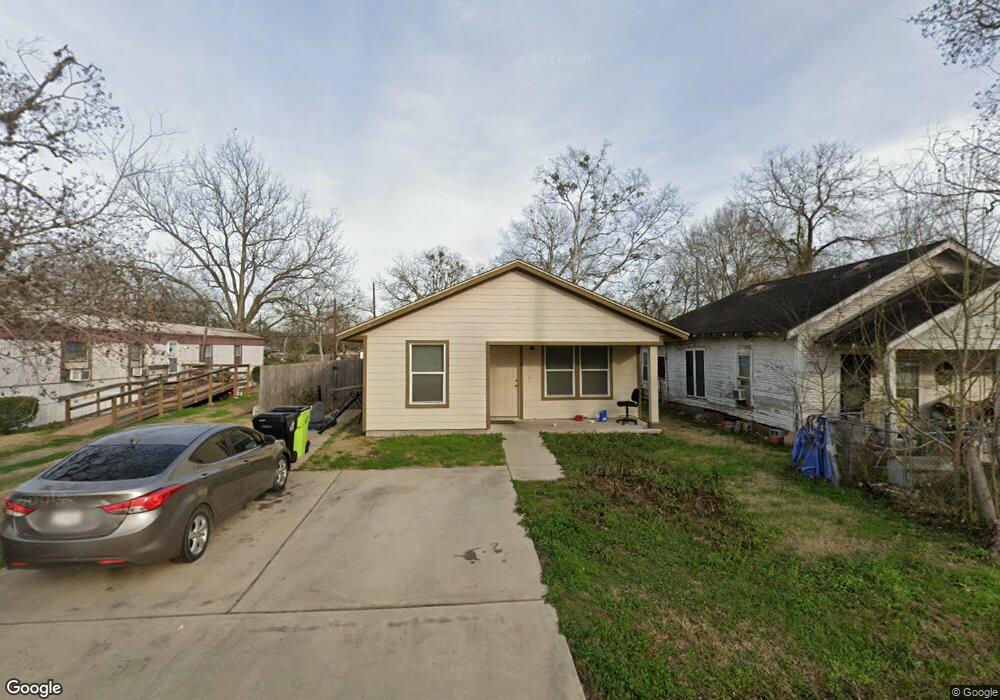 513 West St, Rosenberg, TX 77471 - photo 1