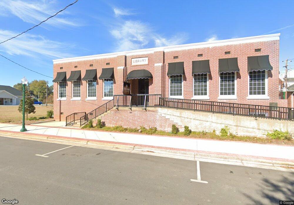 200 W Broughton St, Bainbridge, GA 39817 - photo 1