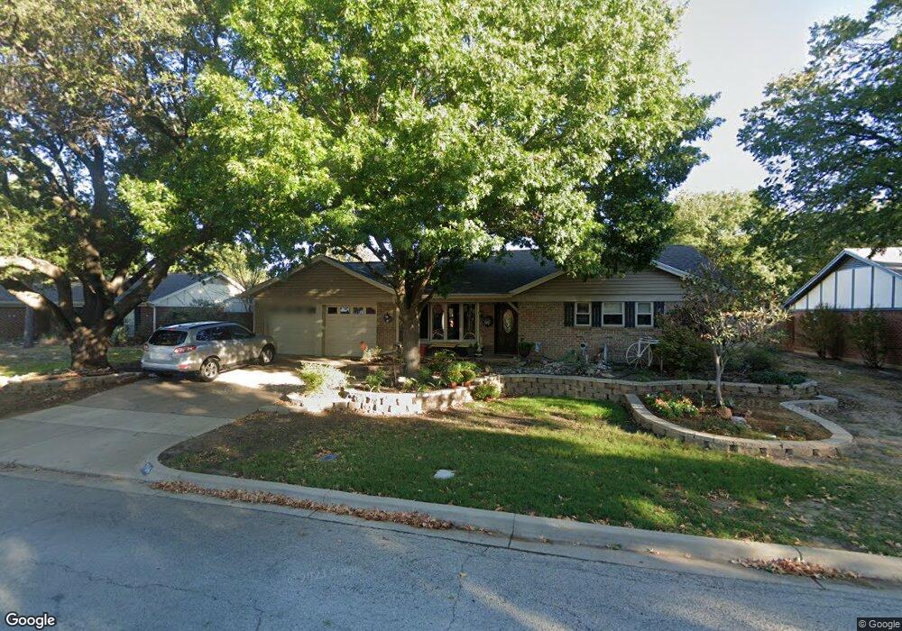 704 Springwood Dr, Hurst, TX 76054 - photo 1