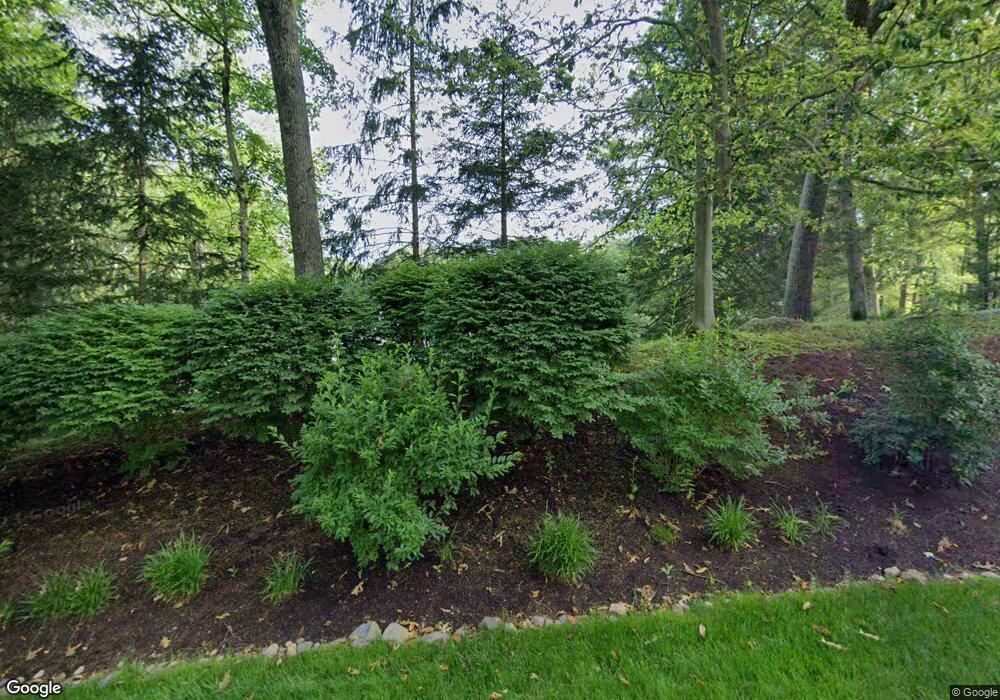 81 Ramhorne Rd, New Canaan, CT 06840 - photo 1