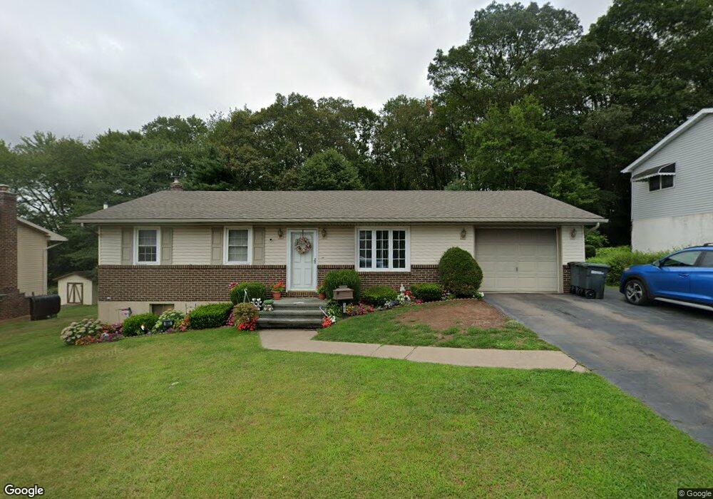 883 N Wyoming St, Hazleton, PA 18201 - photo 1