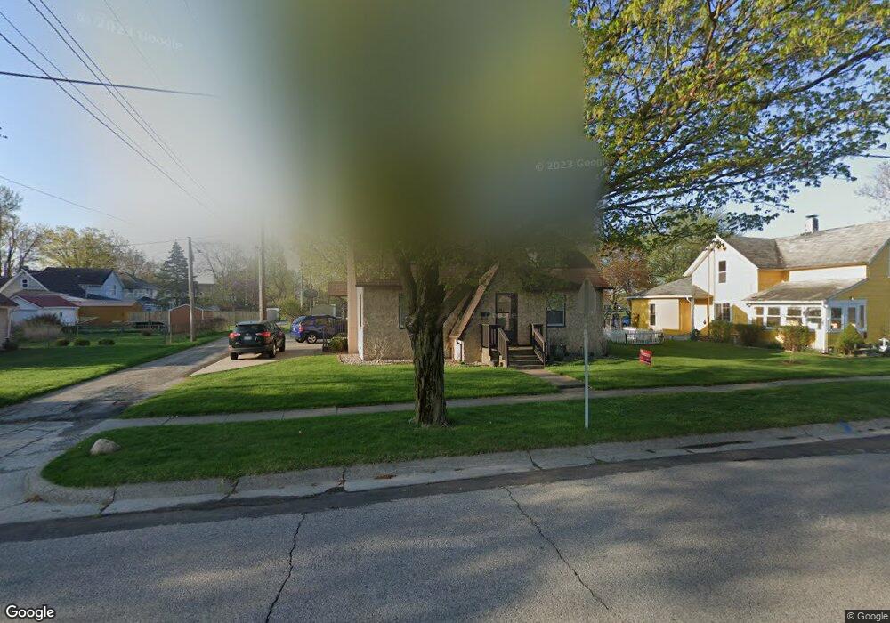 411 W 15th St, Auburn, IN 46706 - photo 1