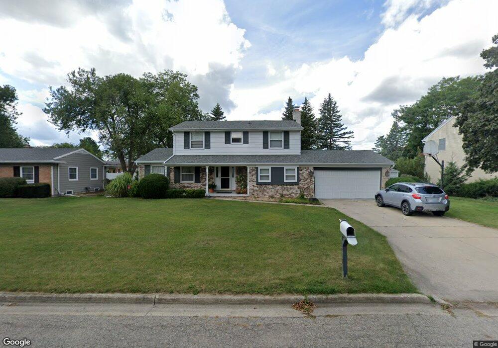 1415 Shannon Ln, Lansing, MI 48917 - photo 1