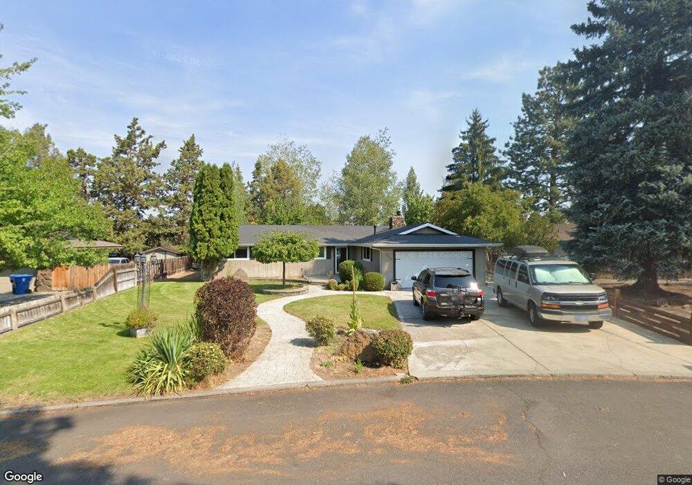 1690 NE Northview Dr, Bend, OR 97701 - photo 1