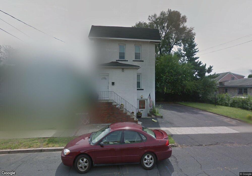 704 Stuyvesant Ave, Lyndhurst, NJ 07071 - photo 1