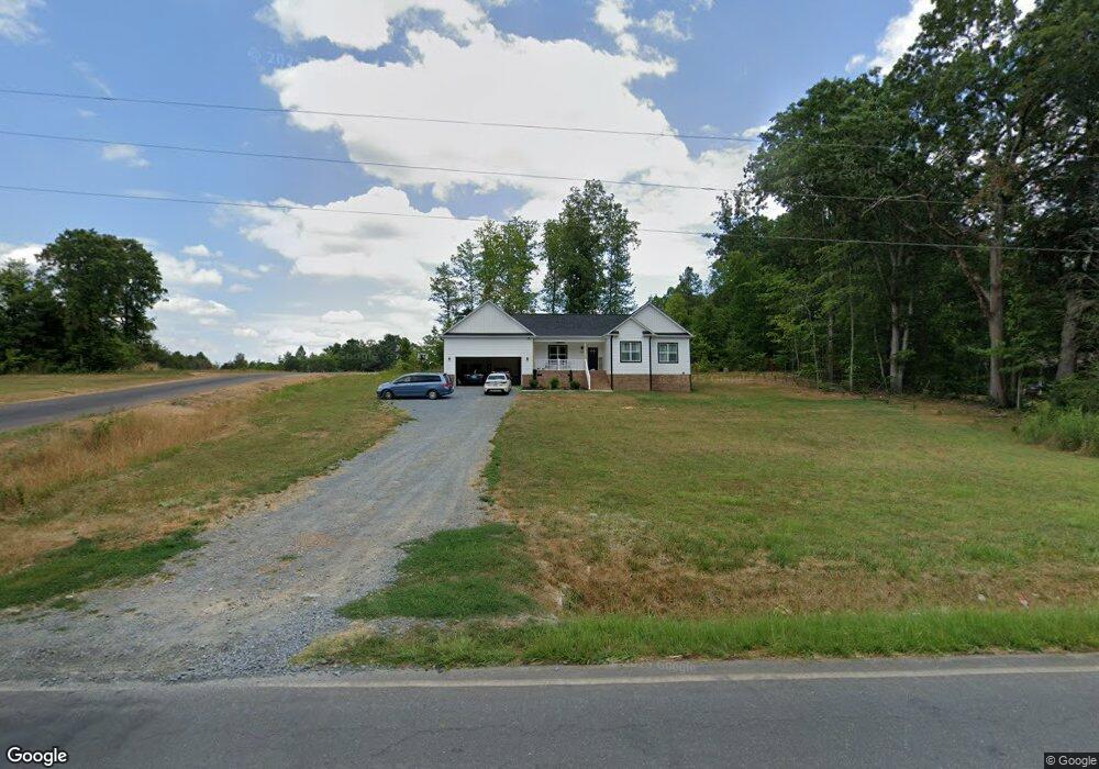 597 Foxfire Rd, Asheboro, NC 27205 - photo 1