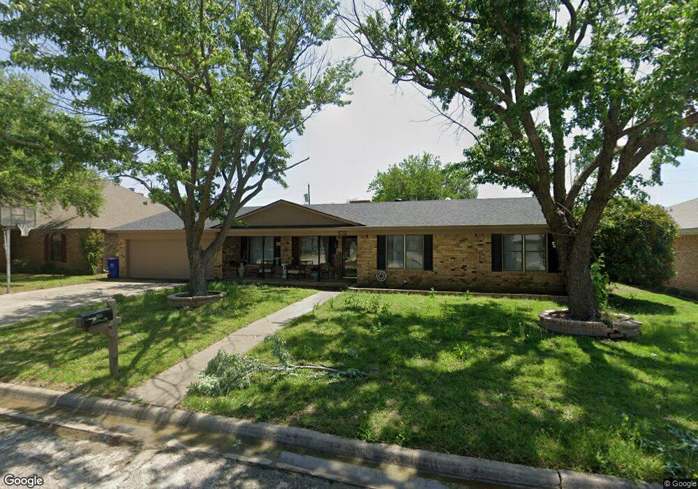 303 Red River Dr, Whitesboro, TX 76273 - photo 1