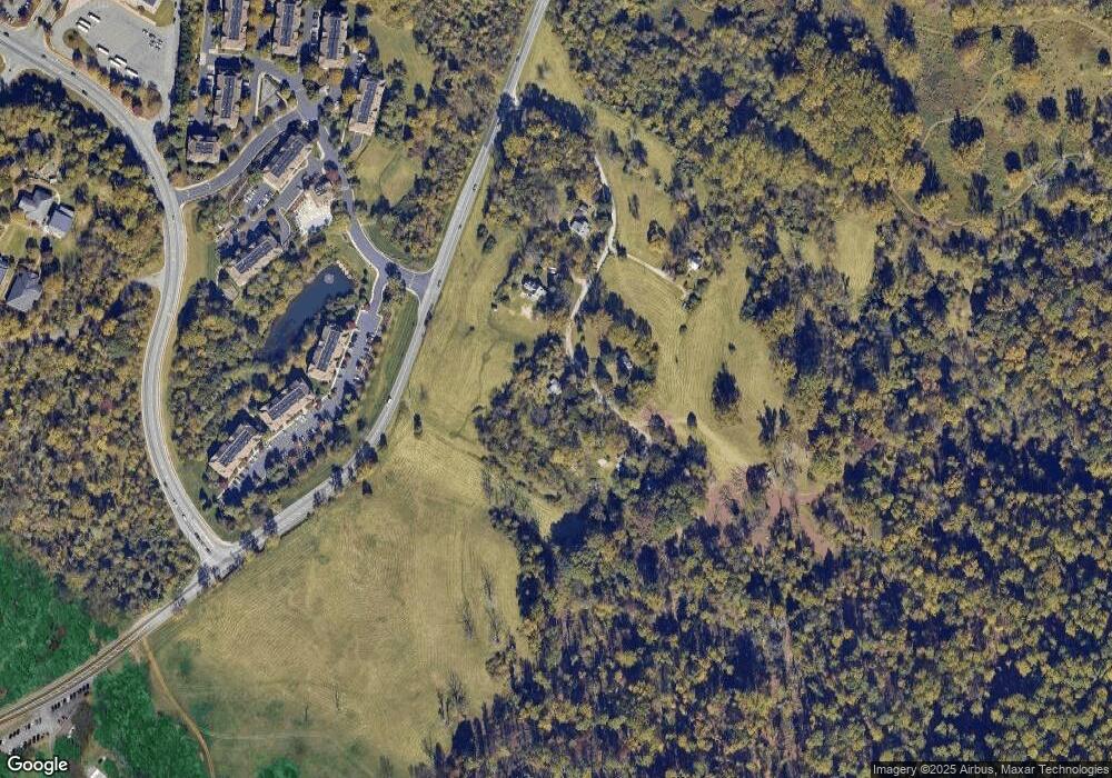 492 Lyman Hills Dr, Charlottesville, VA 22902 - photo 1