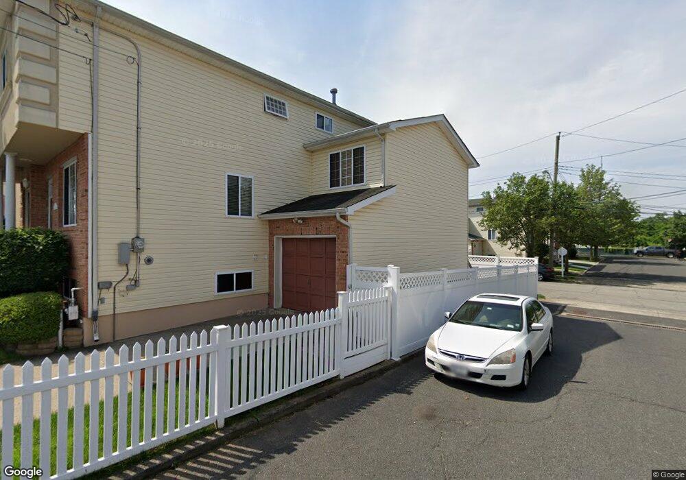 40 Chess Loop, Staten Island, NY 10306 - photo 1