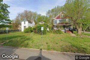 305 SW Taylor St, Topeka, KS 66603