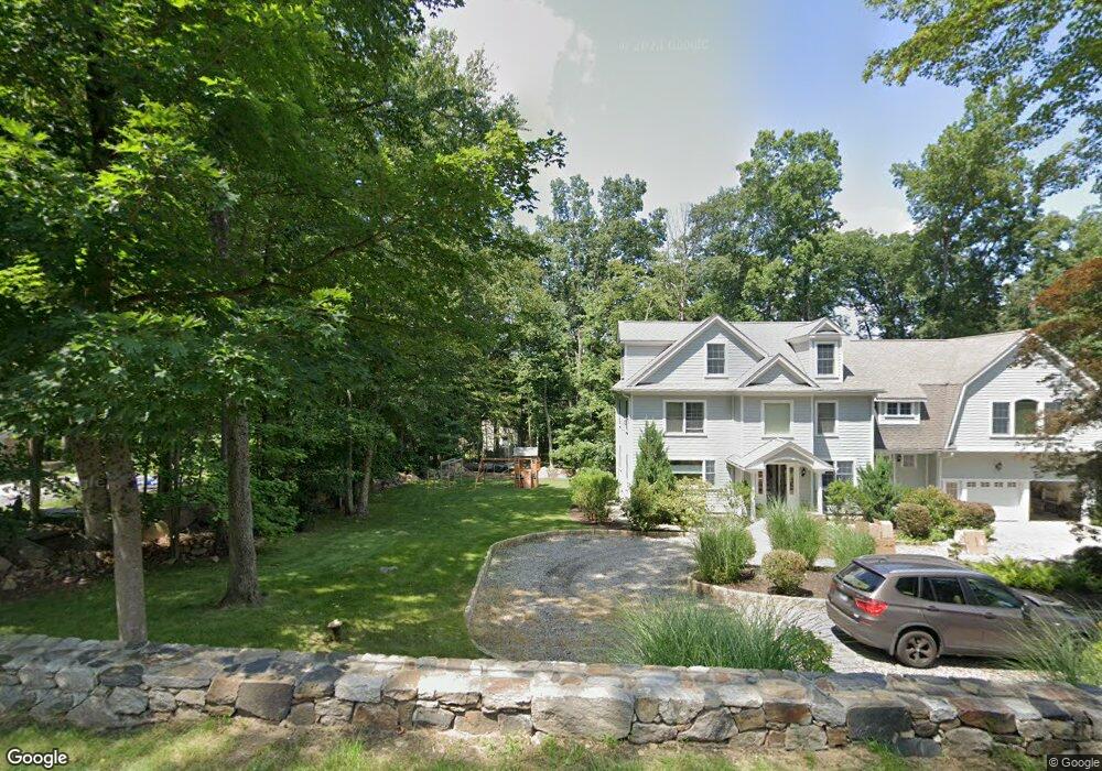 133 New Rd, Ridgefield, CT 06877 - photo 1