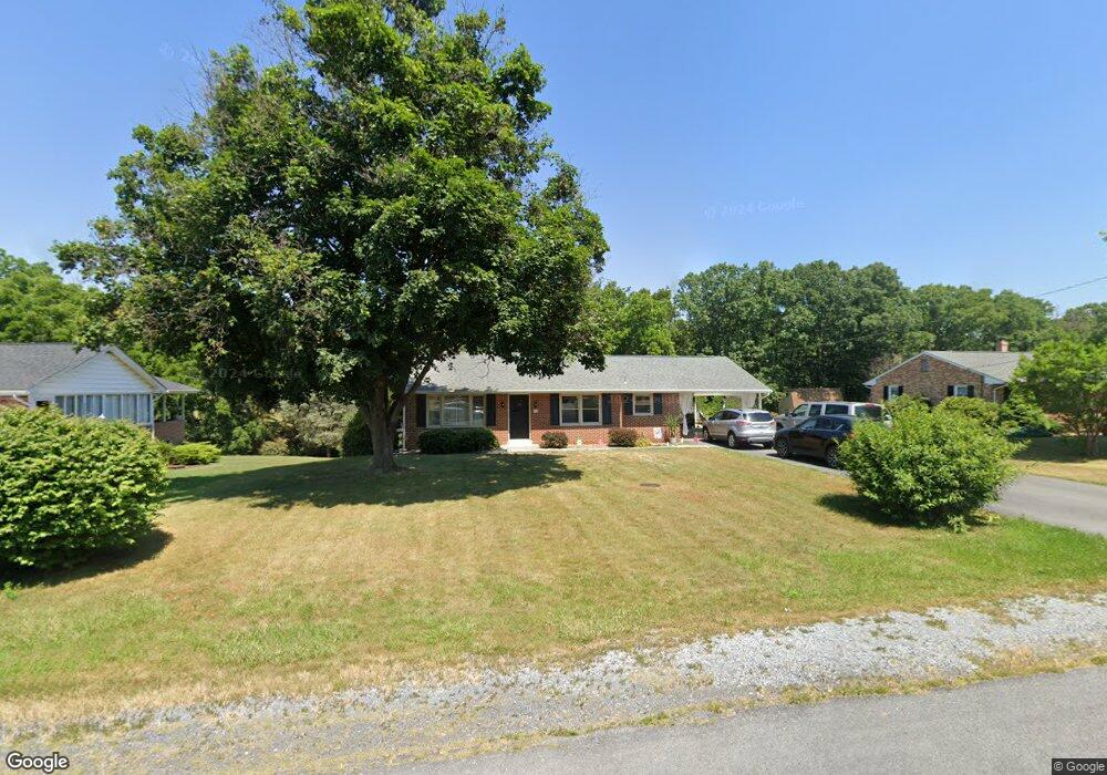 115 West St, Stephens City, VA 22655 - photo 1
