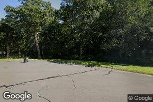8 W Woods Dr, Clinton, CT 06413