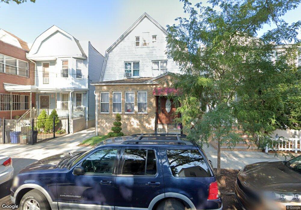 8729 110th St, Richmond Hill, NY 11418 - photo 1