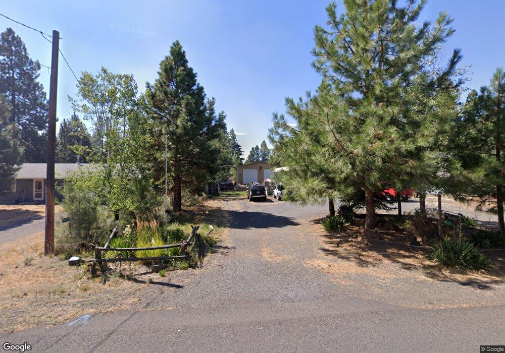19699 Manzanita Ln, Bend, OR 97702 - photo 1