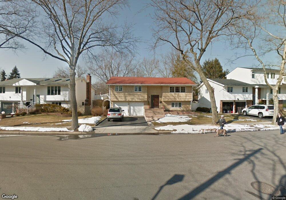 7 Fishermans Dr, Port Washington, NY 11050 - photo 1