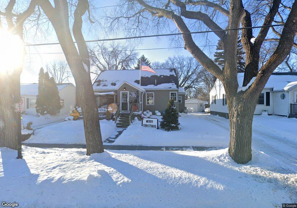 917 16th St S, Fargo, ND 58103 - photo 1