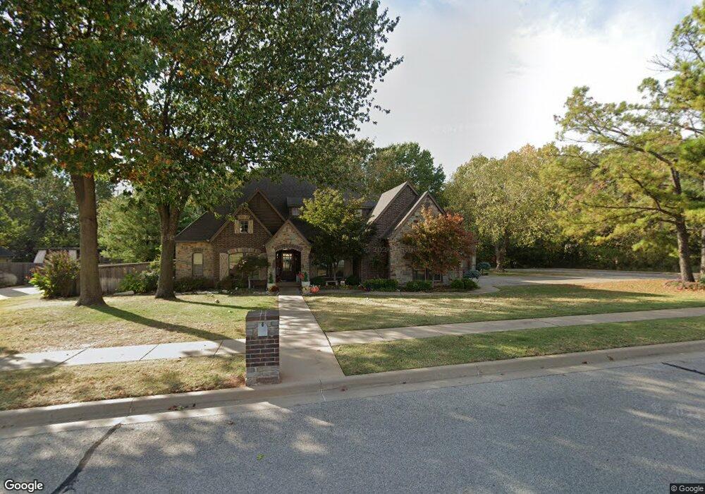 7302 S Sycamore Place, Broken Arrow, OK 74011 - photo 1