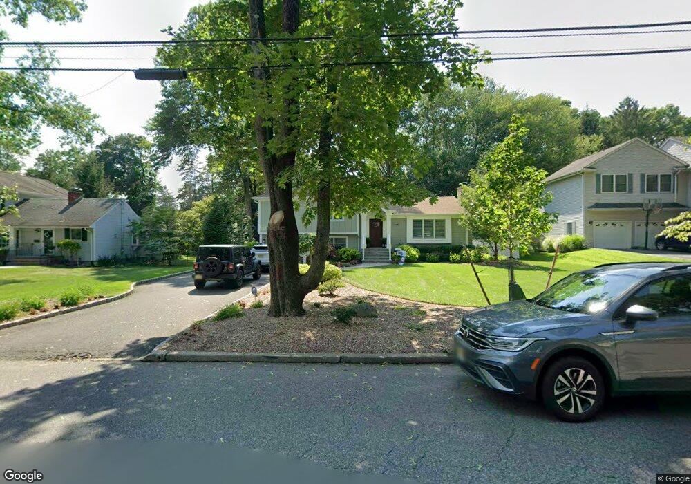 25 Crest Rd, Ramsey, NJ 07446 - photo 1