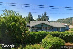 825 S Cedar St, Drain, OR 97435