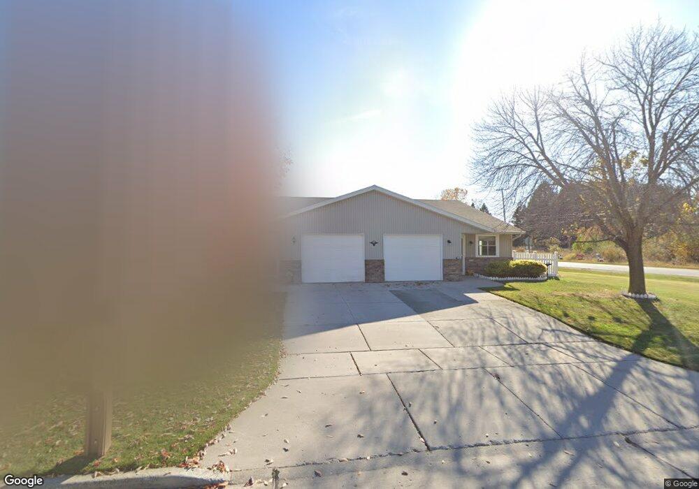 1303 E Ivy Ln, Manitowoc, WI 54220 - photo 1