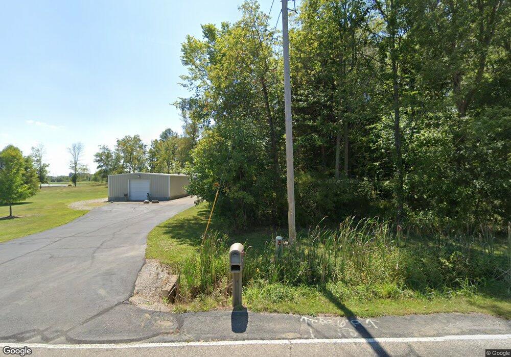 2980 Crossing Ln, Columbus, IN 47201 - photo 1