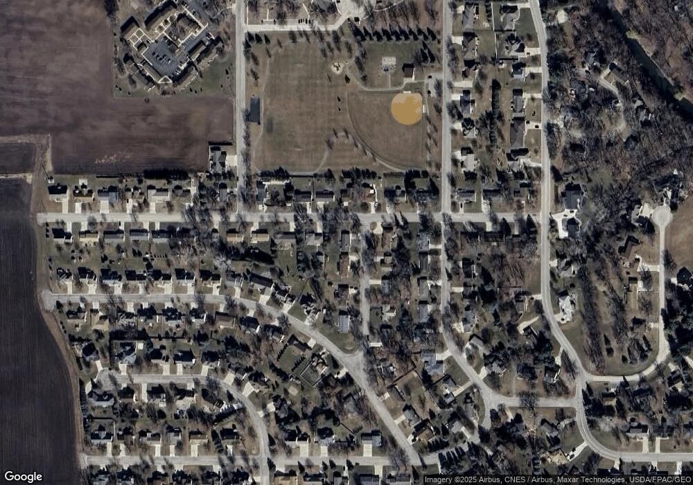 600 26th St SW, Austin, MN 55912 - photo 1