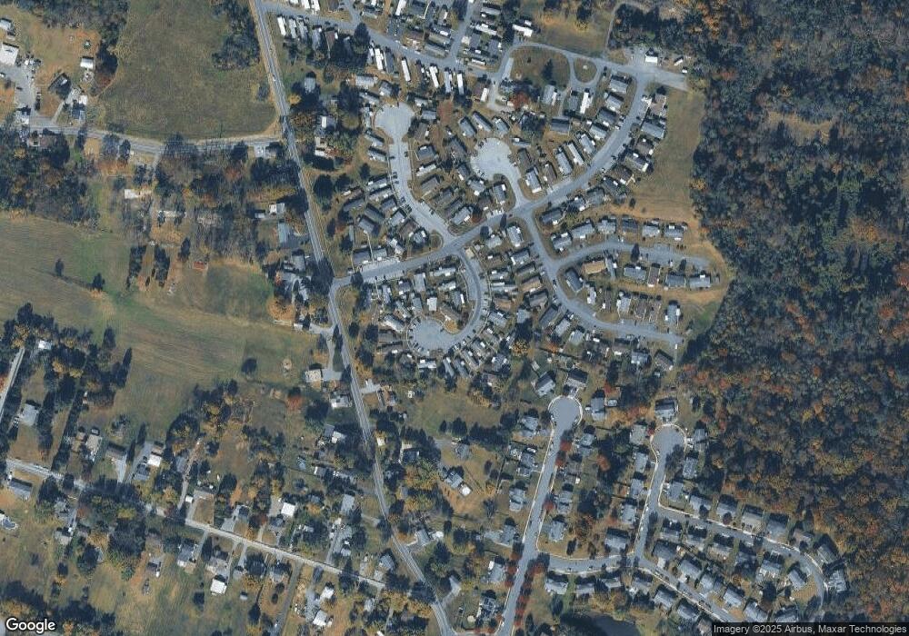 207 Knollwood Ln, Reading, PA 19606 - photo 1