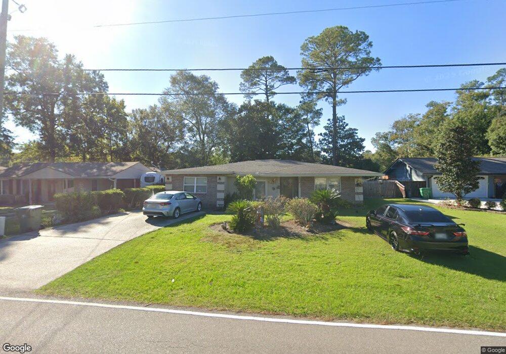 1587 Broadmoor Dr, Slidell, LA 70458 - photo 1