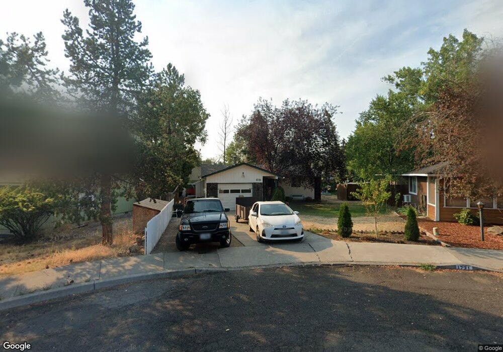 1721 NE Taurus Ct, Bend, OR 97701 - photo 1