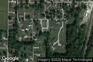 406 S Walnut St, Shelburn, IN 47879