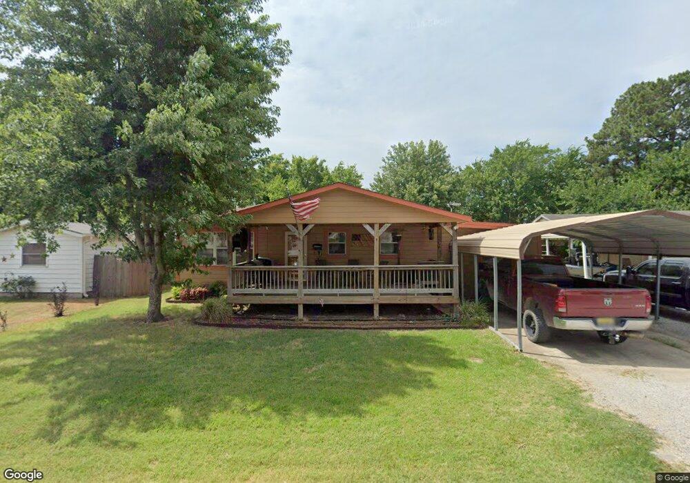 310 E Elm St, Skiatook, OK 74070 - photo 1
