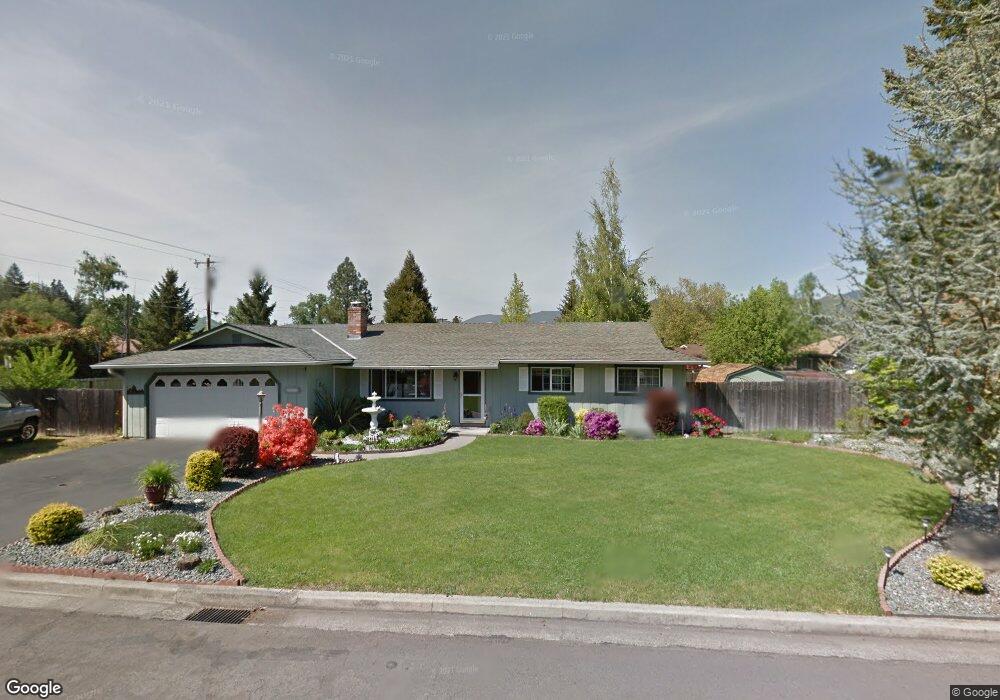 1018 Conestoga Dr, Grants Pass, OR 97527 - photo 1