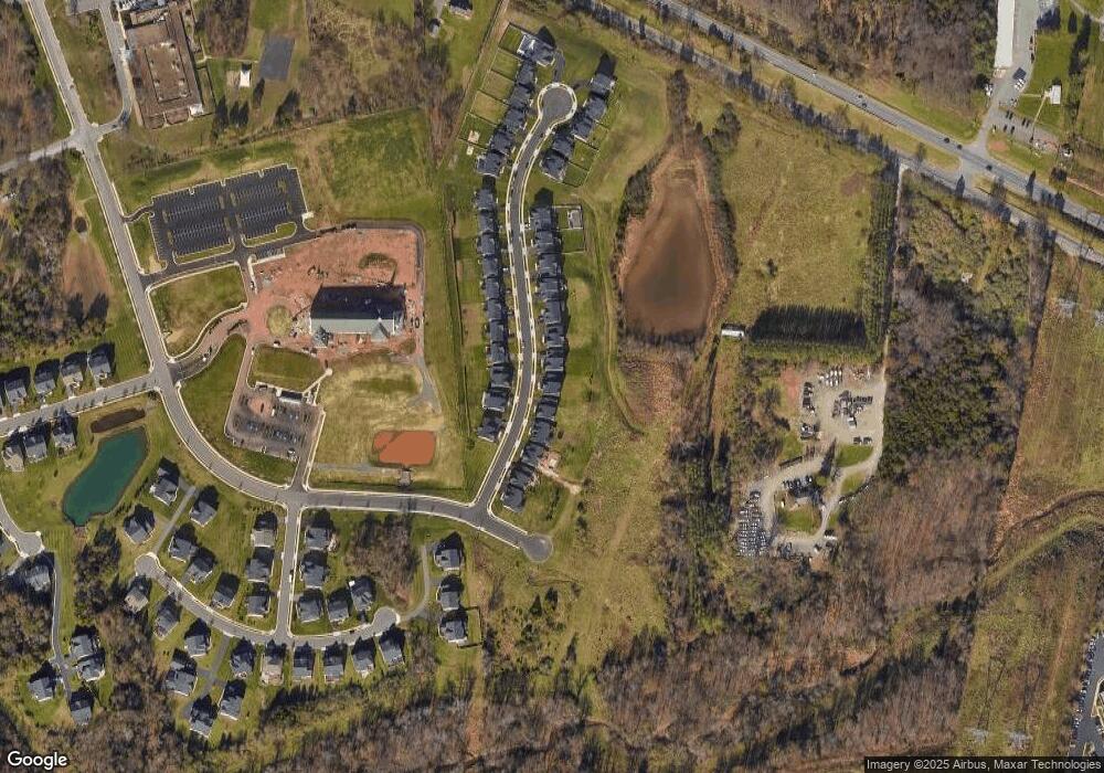 24446 Moon Glade Ct, Aldie, VA 20105 - photo 1