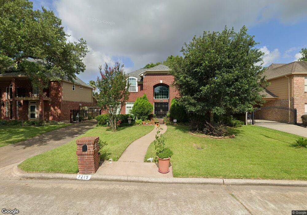 7215 Birchtree Forest Dr, Houston, TX 77088 - photo 1