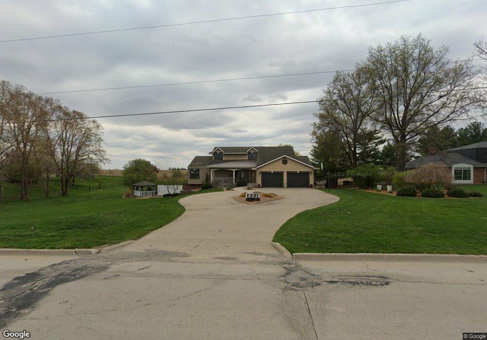 801 S 20th Ave W, Newton, IA 50208 - photo 1