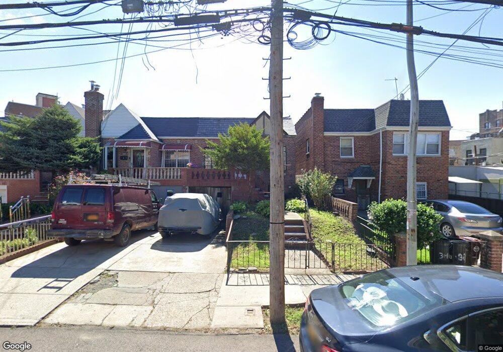 3177 46th St, Astoria, NY 11103 - photo 1