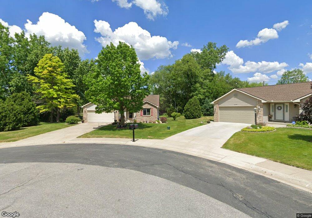 52528 Westgate Dr, South Bend, IN 46635 - photo 1