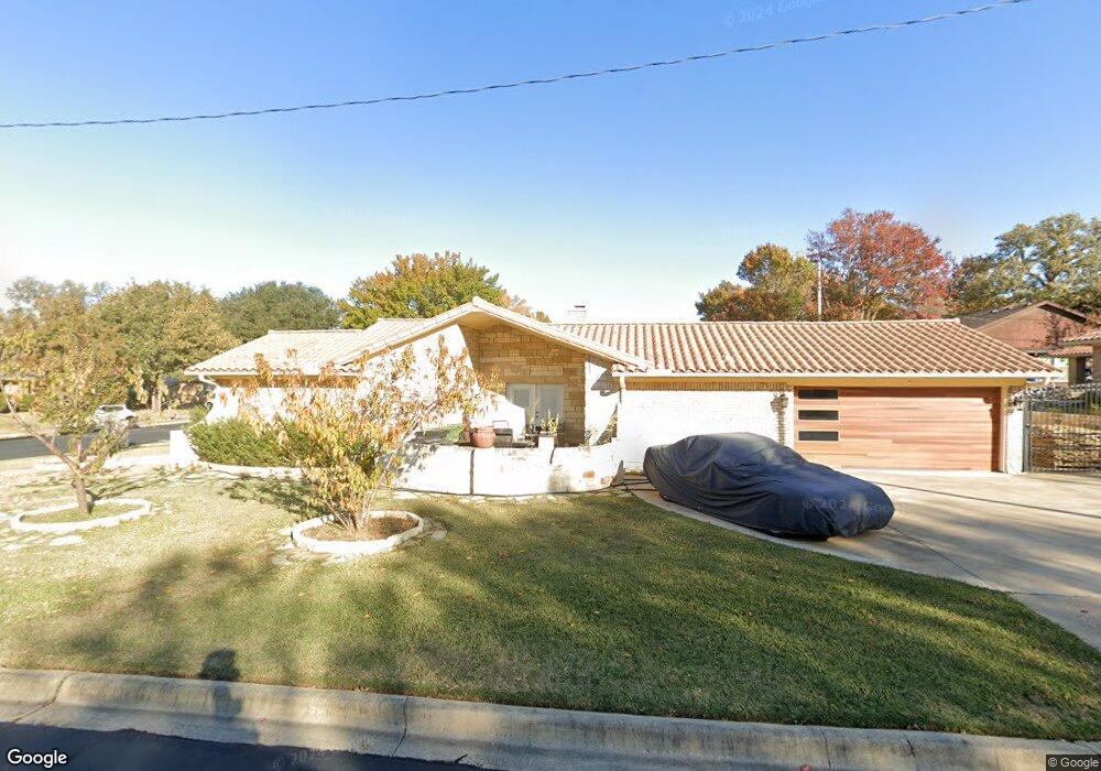 2232 Farrington Ln, Hurst, TX 76054 - photo 1