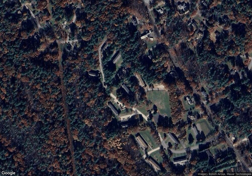 79 Oakridge Dr unit K-79, Londonderry, NH 03053 - photo 1