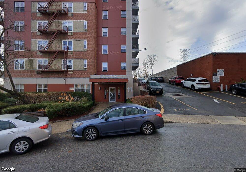 11 Balint Dr unit 648, Yonkers, NY 10710 - photo 1