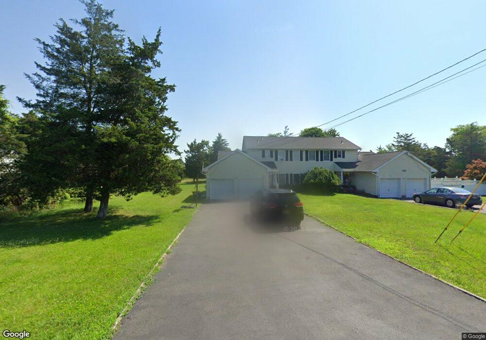 17A Delar Pkwy, Franklin Park, NJ 08823 - photo 1