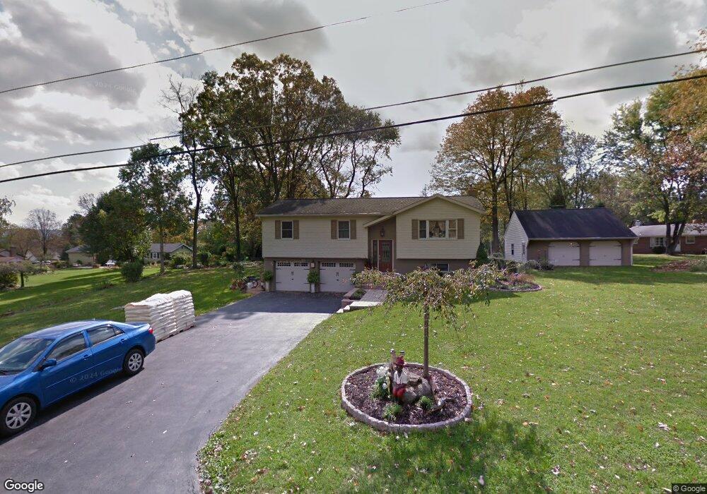 2480 Riverview Ave, Reading, PA 19605 - photo 1