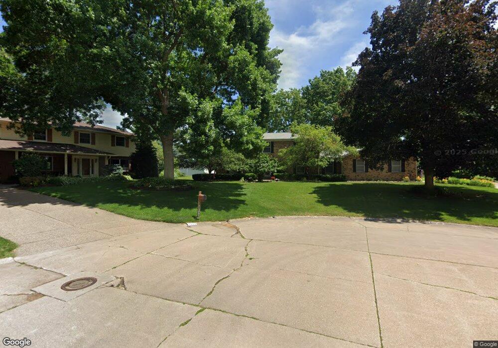 4349 Edwards Ct, Davenport, IA 52807 - photo 1