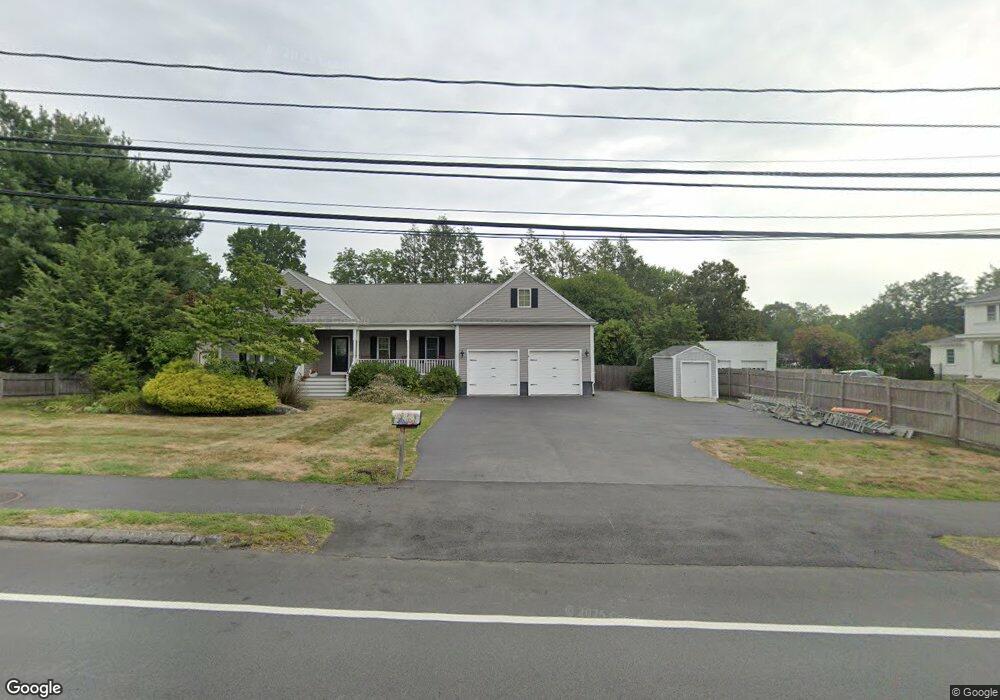 135 Locust St, Danvers, MA 01923 - photo 1